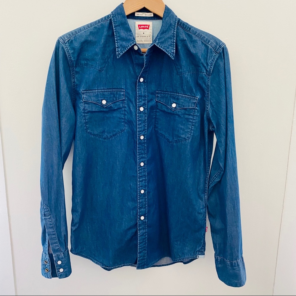 LEVI’S Western Style Denim Shirt